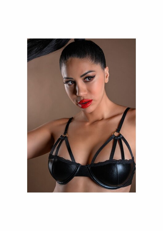 Wetlook Bra With Straps