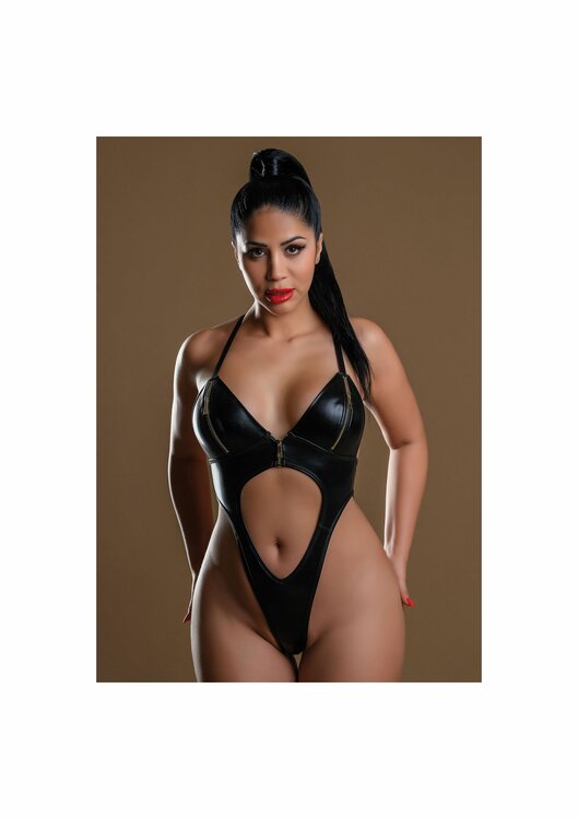 Wetlook Bodysuit With Zipper